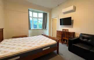 Room 1/ 9 Union Street, North Dunedin