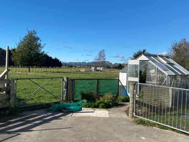 177 Paki Paki Road, Longlands