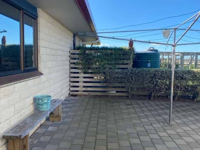 177 Paki Paki Road, Longlands