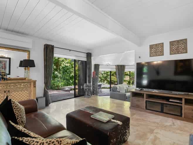 19 Atarua Gardens, Waiatarua