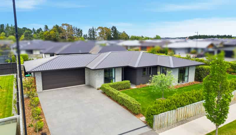 2 Hepburn Place, Rolleston