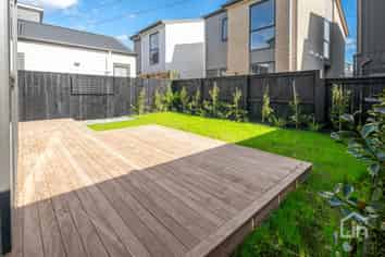 15 Paretao Street, Massey