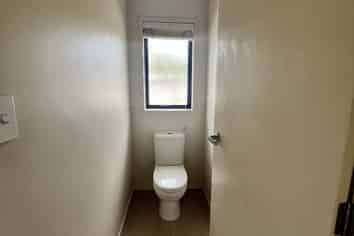 14 Petersburg Drive, Flagstaff