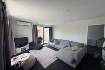 1/12 Beaumont Street, Hamilton East