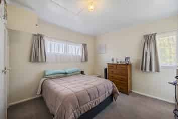 241 Mayfair Avenue, Mayfair