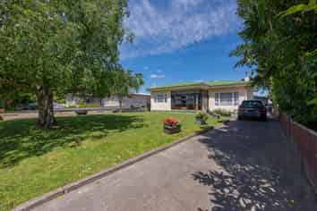 241 Mayfair Avenue, Mayfair