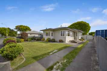 602 Southampton Street West, Saint Leonards