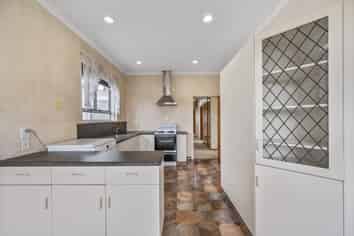 602 Southampton Street West, Saint Leonards