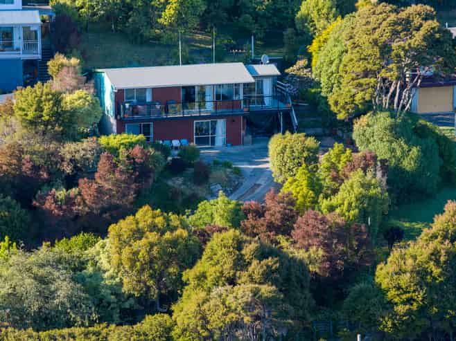 35 Kingfisher Road, Takamatua