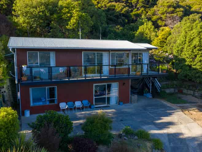 35 Kingfisher Road, Takamatua