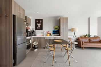 103/3 Rose Garden Lane, Albany