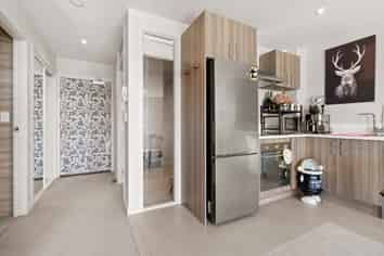 103/3 Rose Garden Lane, Albany