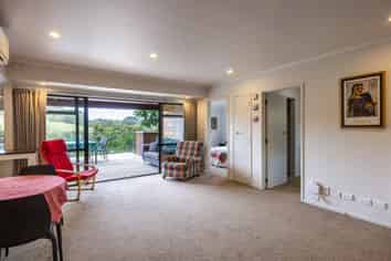 31 Causeway Road, Surfdale