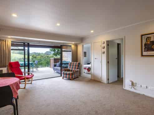 31 Causeway Road, Surfdale