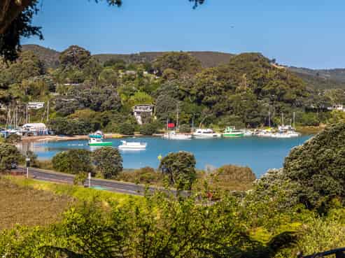 31 Causeway Road, Surfdale