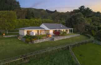 86 Emerald Glen Road, PAEKAKARIKI