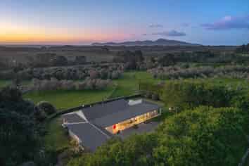 86 Emerald Glen Road, PAEKAKARIKI