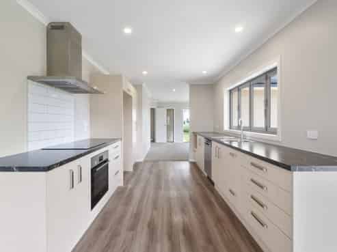 2465 State Highway 1, Rongotea