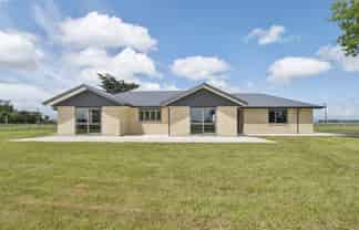 2465 State Highway 1, Rongotea