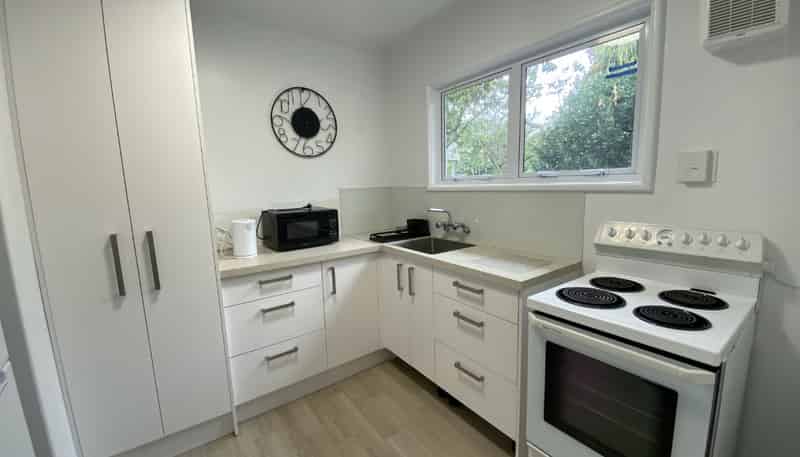 2/704 Alexandra Street, Parkvale