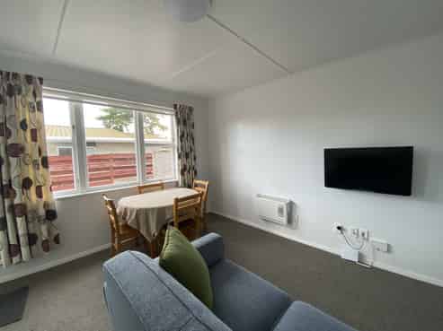 2/704 Alexandra Street, Parkvale