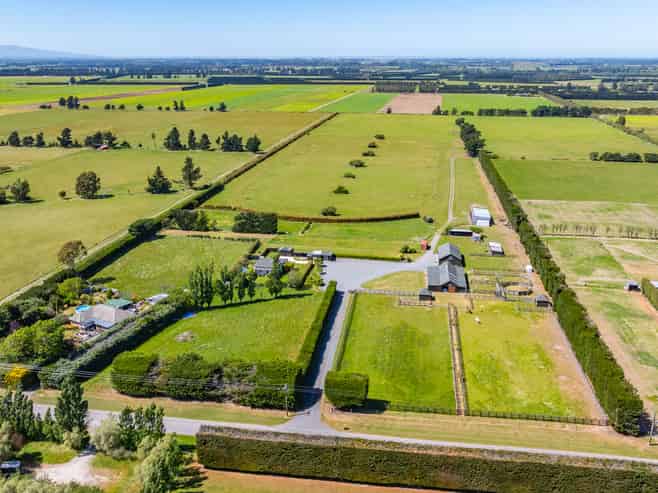 631 Burnham School Road, Burnham