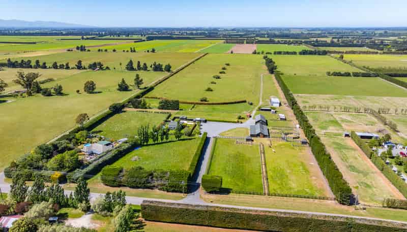 631 Burnham School Road, Burnham