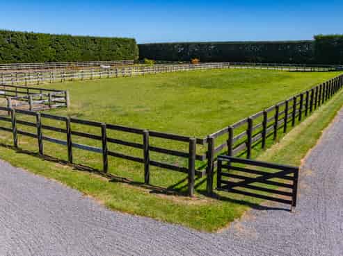 631 Burnham School Road, Burnham