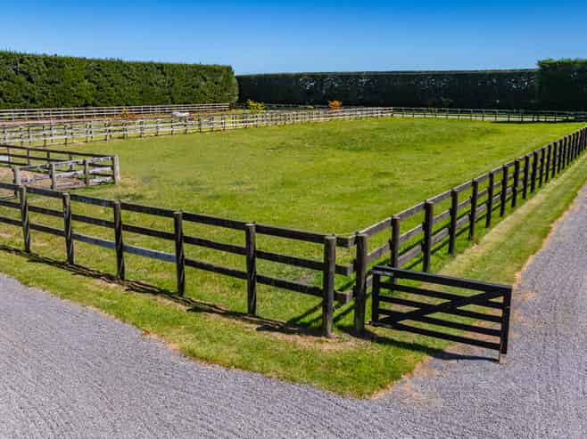 631 Burnham School Road, Burnham