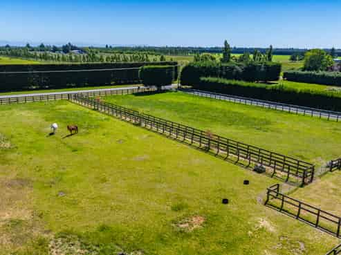 631 Burnham School Road, Burnham