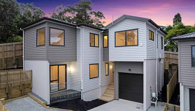 24C Zingaro Place, Massey