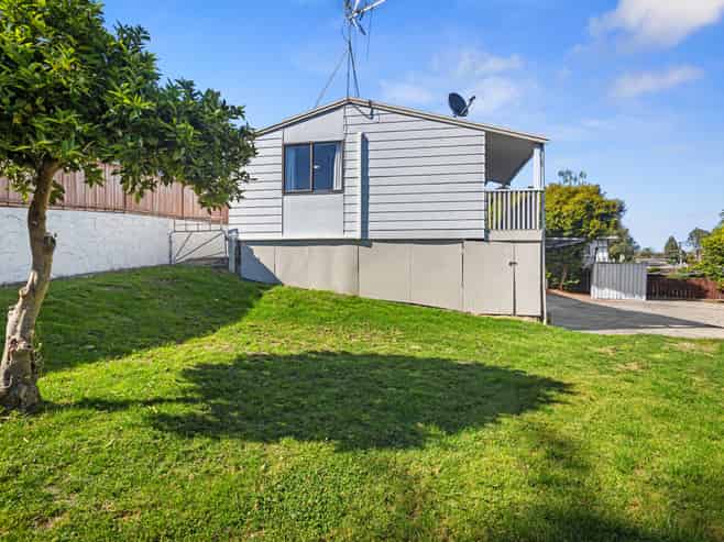 2B Baycroft Avenue, Parkvale