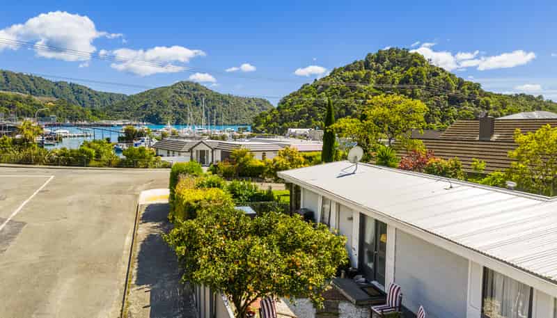 2a Seaview Crescent, Picton