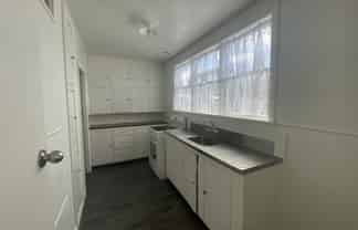 1008 Manuka Street, Mahora