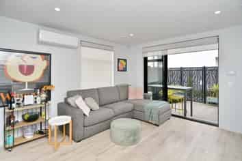 8/16 New Brighton Road, Shirley