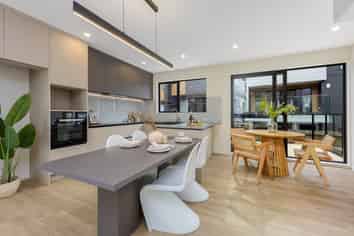 3/9 Catalina Crescent, Forrest Hill