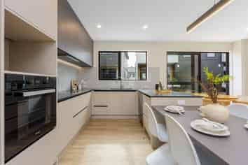 3/9 Catalina Crescent, Forrest Hill