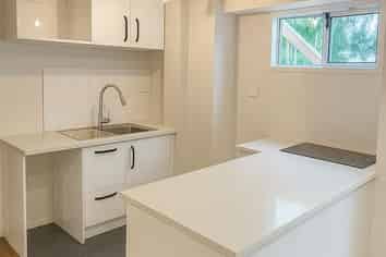 2/6 Makora Road, Massey