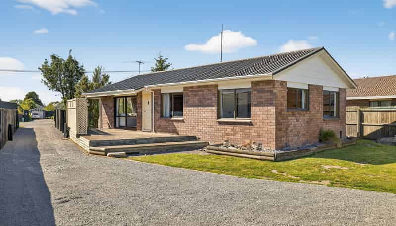 119 Gilberthorpes Road, Hei Hei