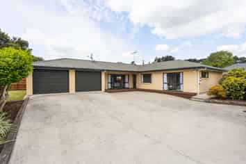 9A Pine Avenue, Bader