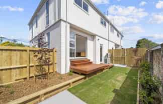 3/16 Bass Street, Woolston