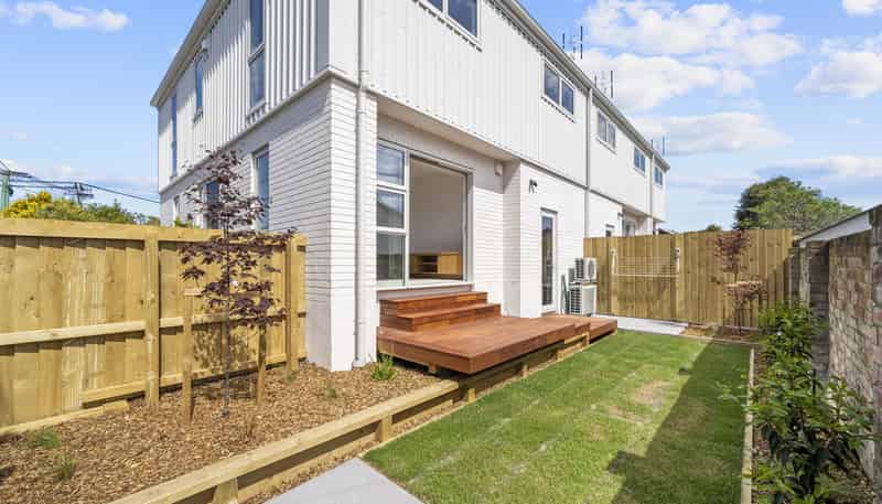 3/16 Bass Street, Woolston