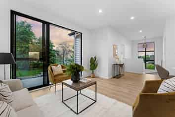 24A Zingaro Place, Massey