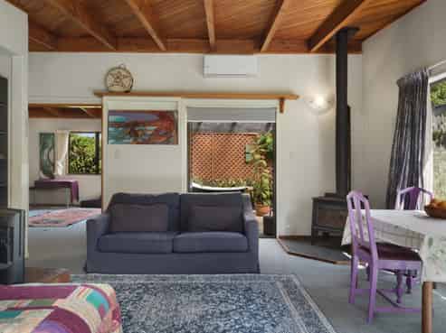 60 Victoria Street, Waikino