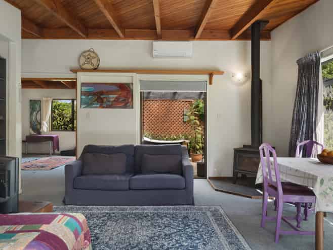 60 Victoria Street, Waikino