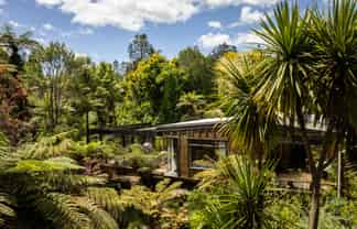 60 Victoria Street, Waikino