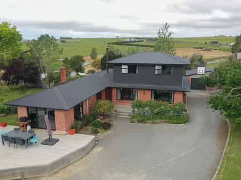 132 Driscoll Road, Levels