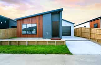 2/30 Tiro Place, Rototuna