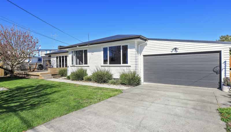 57 Te Aute Road, Havelock North