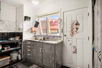 2/243A St George Street, Papatoetoe